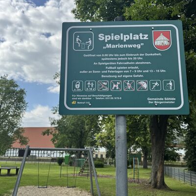 Bild vergr&ouml;&szlig;ern: Spielplatz4